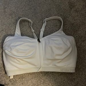 Victoria’s Secret Sports Bra - 34DD